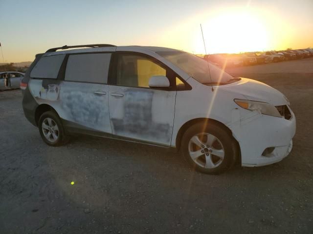 2014 Toyota Sienna LE