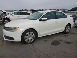 Salvage cars for sale at Pennsburg, PA auction: 2013 Volkswagen Jetta SE