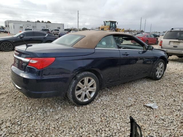 2014 Chrysler 200 Touring