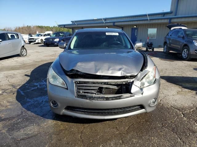 2013 Infiniti M37