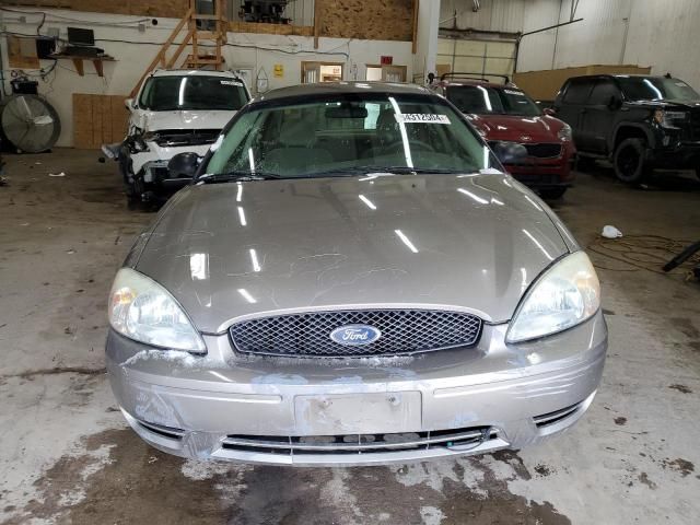 2006 Ford Taurus SE