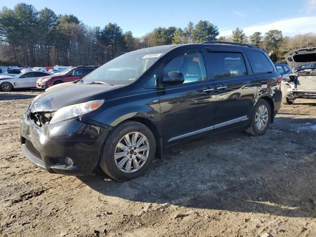 2017 Toyota Sienna XLE