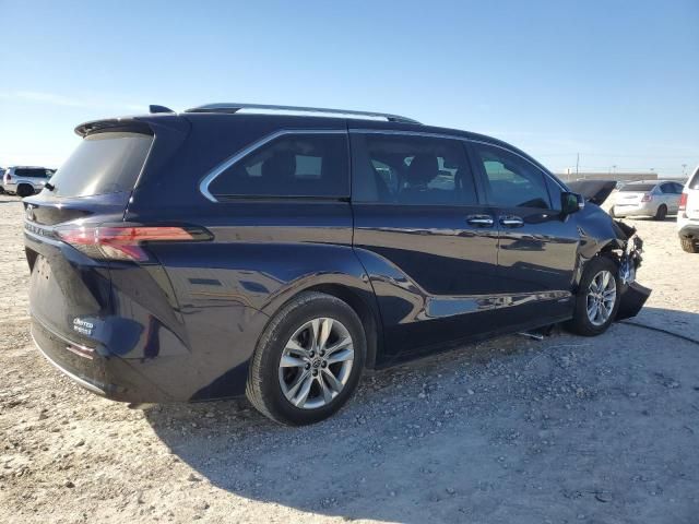 2021 Toyota Sienna Limited