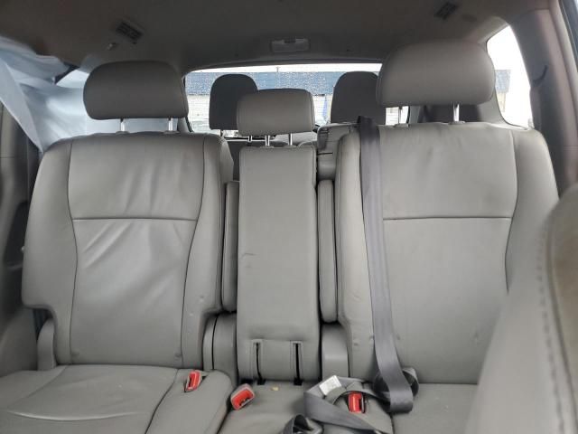 2011 Toyota Highlander Base