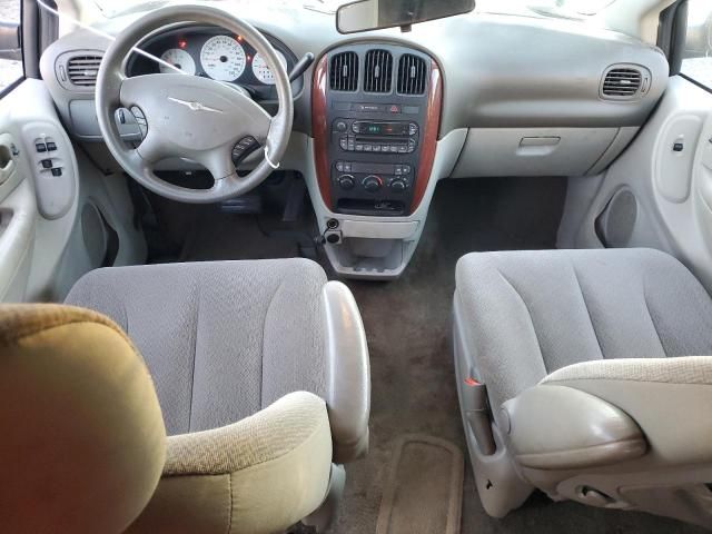 2006 Chrysler Town & Country