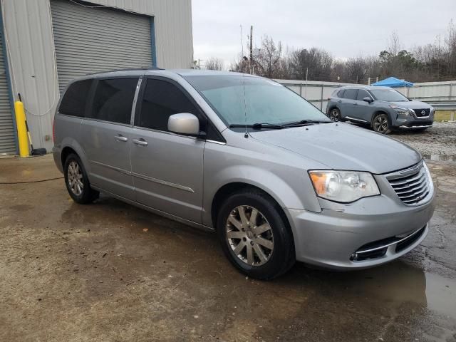 2016 Chrysler Town & Country Touring