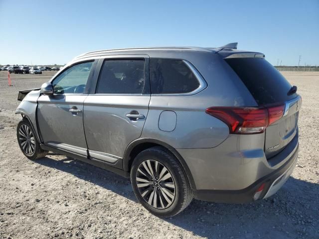 2020 Mitsubishi Outlander SE