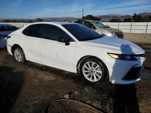 2022 Toyota Camry LE