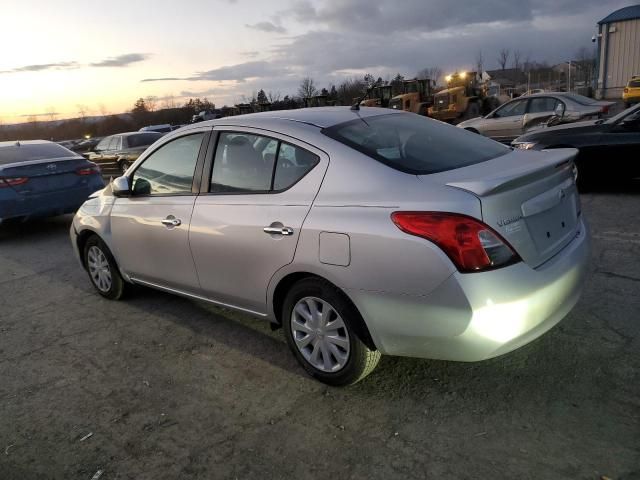 2013 Nissan Versa S