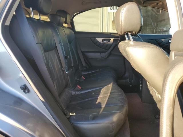 2011 Infiniti FX35