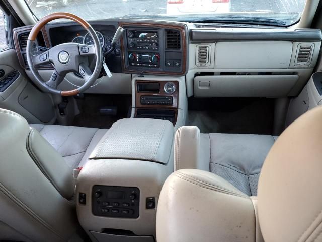 2004 Cadillac Escalade Luxury