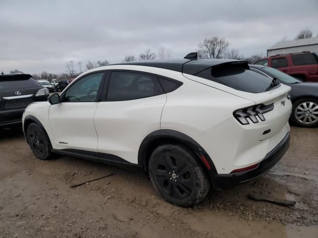 2021 Ford Mustang MACH-E California Route 1