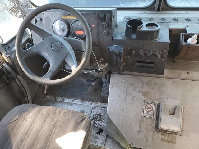 2009 Freightliner Chassis M Line WALK-IN Van