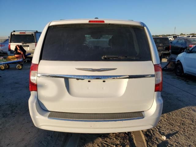 2014 Chrysler Town & Country Touring