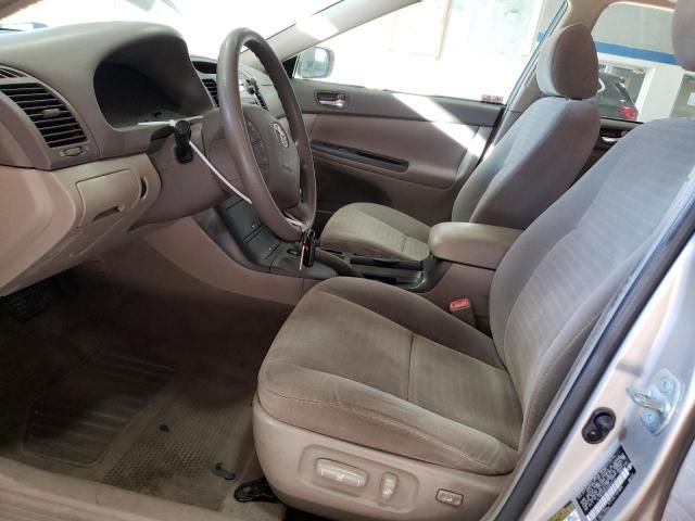 2005 Toyota Camry LE