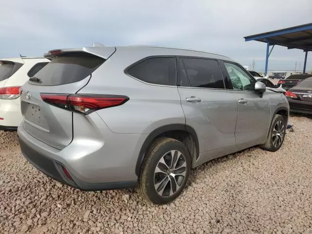 2021 Toyota Highlander XLE