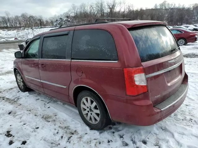 2011 Chrysler Town & Country Touring L