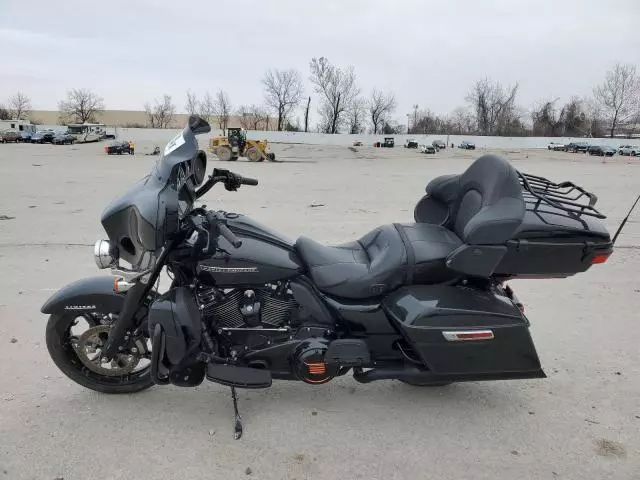 2024 Harley-Davidson Flhtk