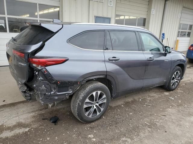 2020 Toyota Highlander Hybrid XLE