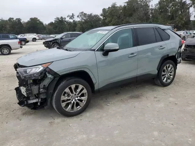 2021 Toyota Rav4 XLE Premium