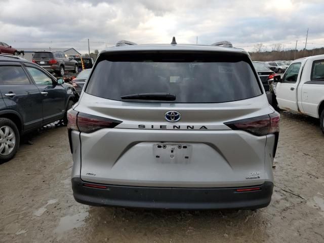 2024 Toyota Sienna XLE