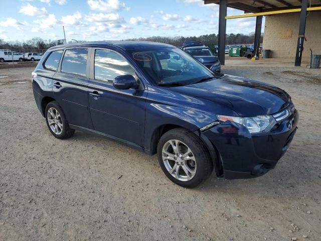 2014 Mitsubishi Outlander SE