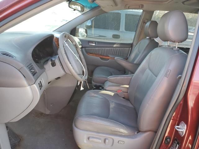 2008 Toyota Sienna XLE