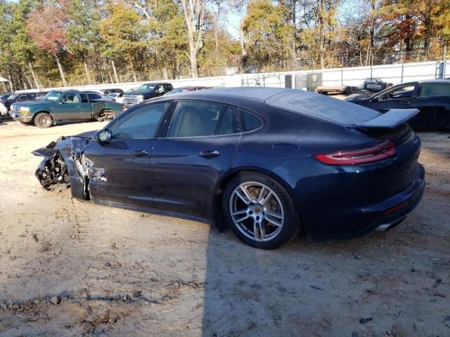 2018 Porsche Panamera 4