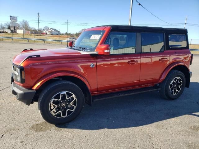 2022 Ford Bronco Base