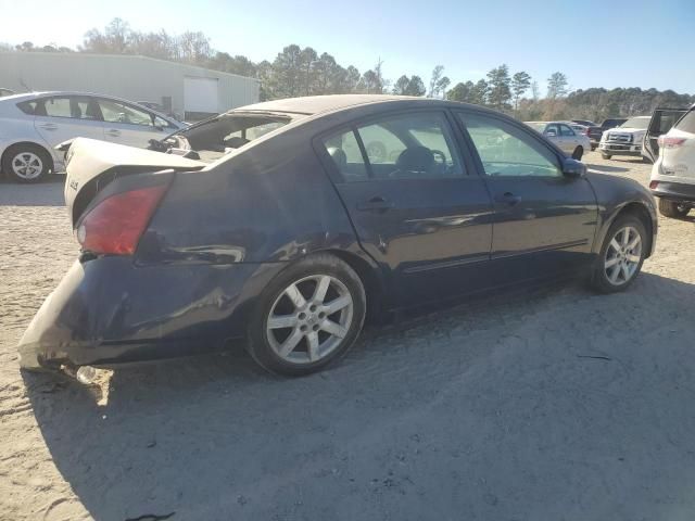 2005 Nissan Maxima SE