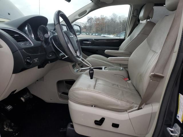 2014 Chrysler Town & Country Limited