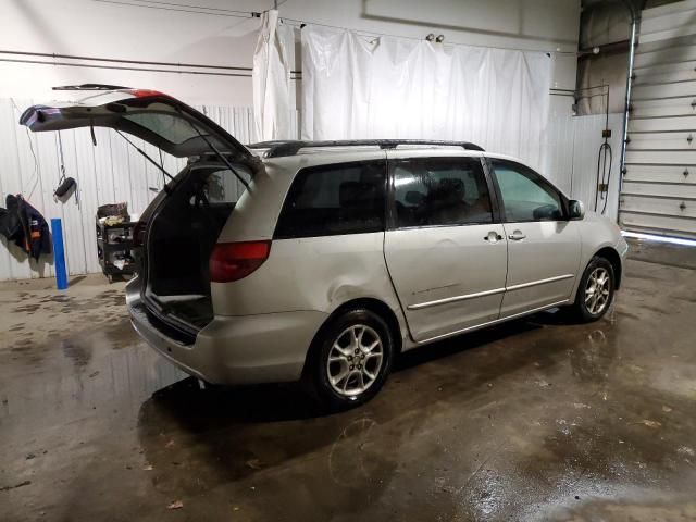 2004 Toyota Sienna XLE