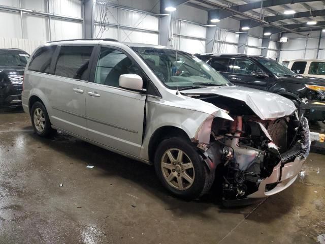 2010 Chrysler Town & Country Touring