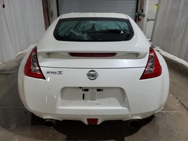 2016 Nissan 370Z Base