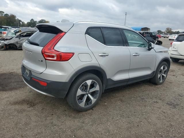 2023 Volvo XC40 Plus