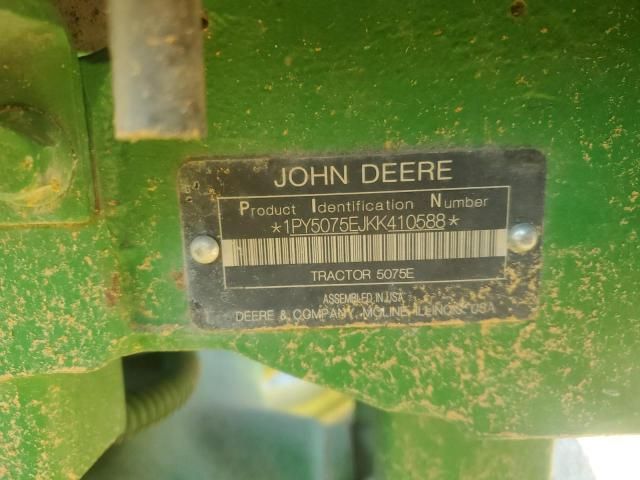 2019 John Deere 5075E