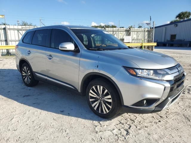 2019 Mitsubishi Outlander SE