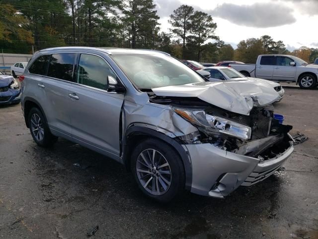 2018 Toyota Highlander SE