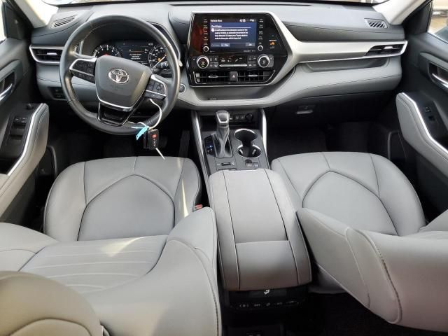 2021 Toyota Highlander XLE