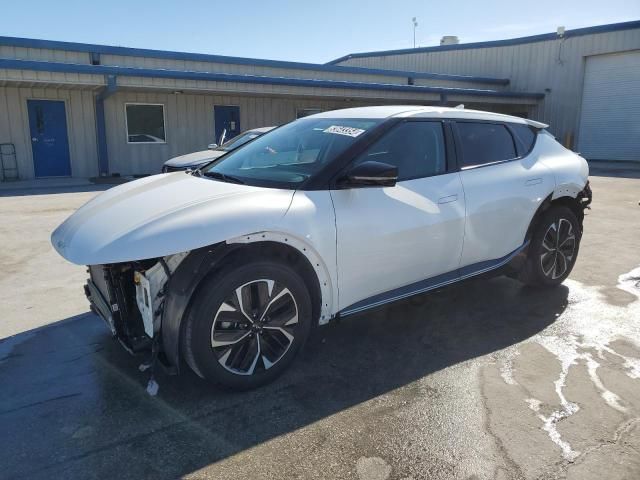 2024 KIA EV6 Light