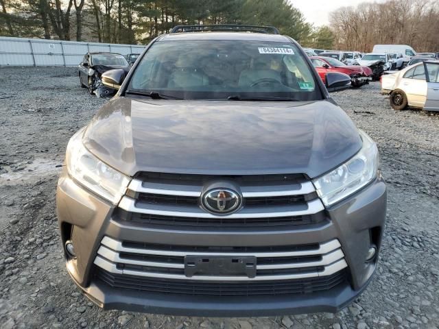 2018 Toyota Highlander LE