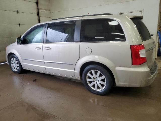 2013 Chrysler Town & Country Touring