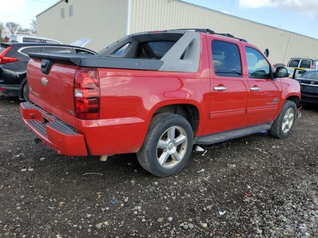 2011 Chevrolet Avalanche LS