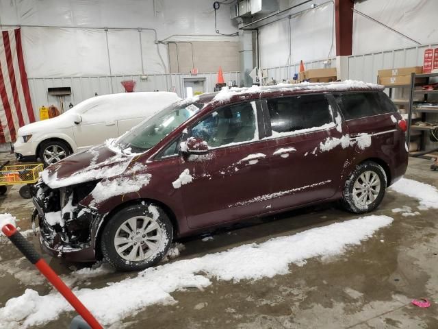 2017 KIA Sedona LX