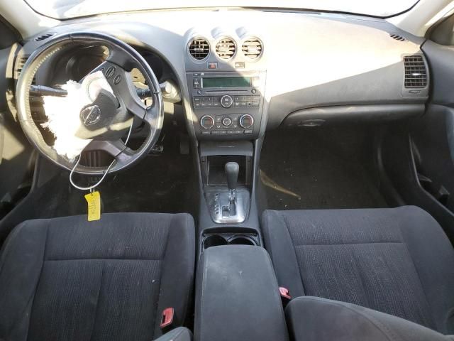 2010 Nissan Altima Base