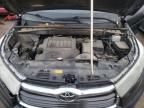 2016 Toyota Highlander LE