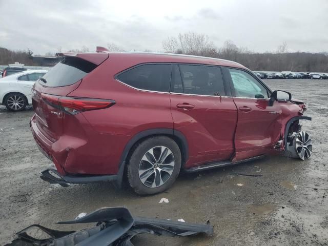 2021 Toyota Highlander Hybrid XLE