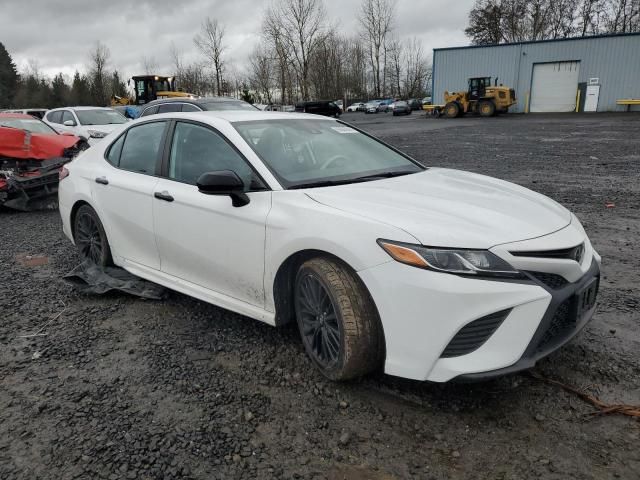 2020 Toyota Camry SE