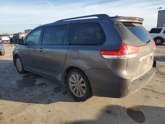 2011 Toyota Sienna XLE