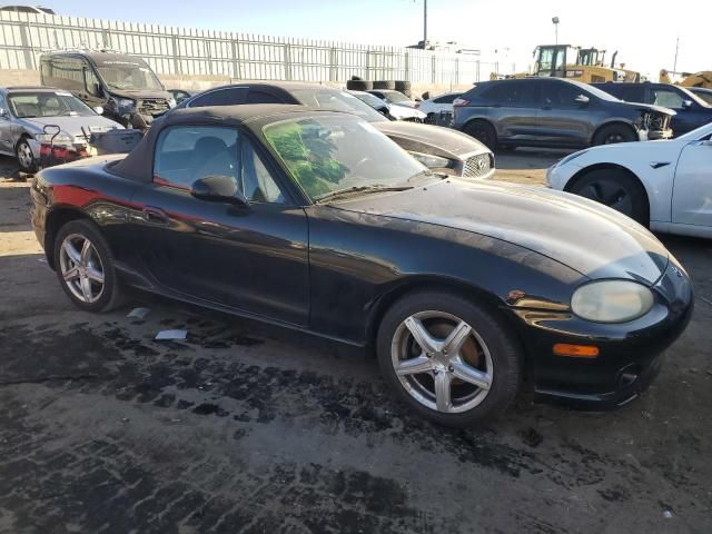 2000 Mazda MX-5 Miata Base